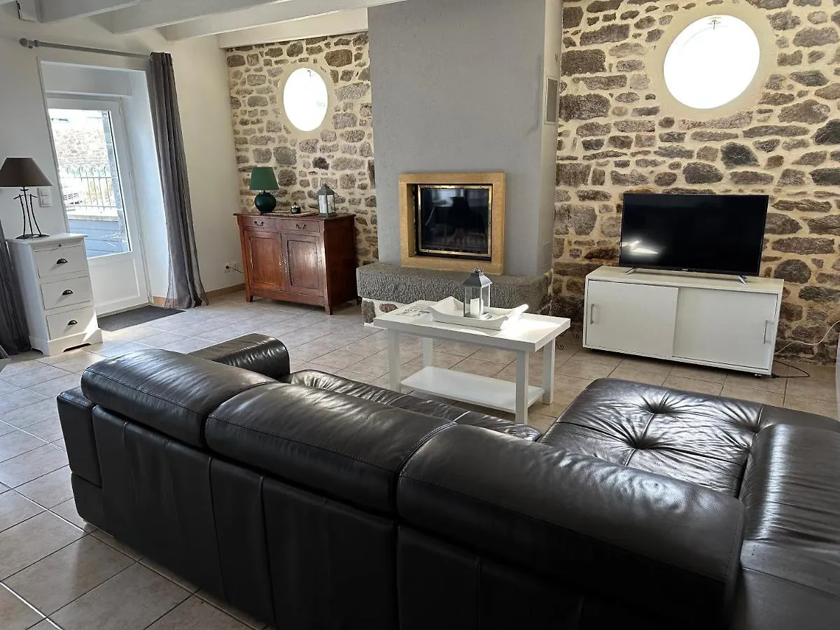 La maison du chêne 3 Miniac-Morvan França